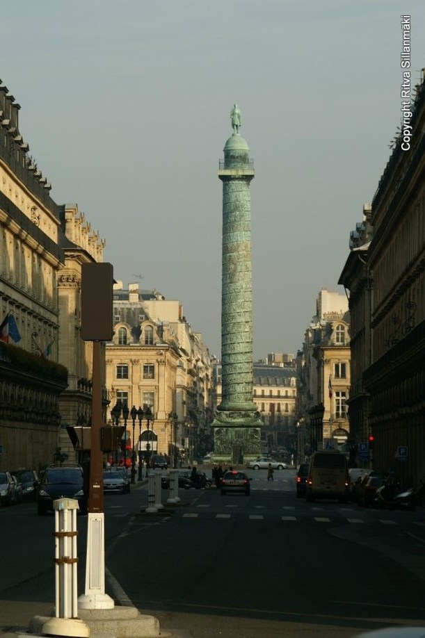 Statue-Paris