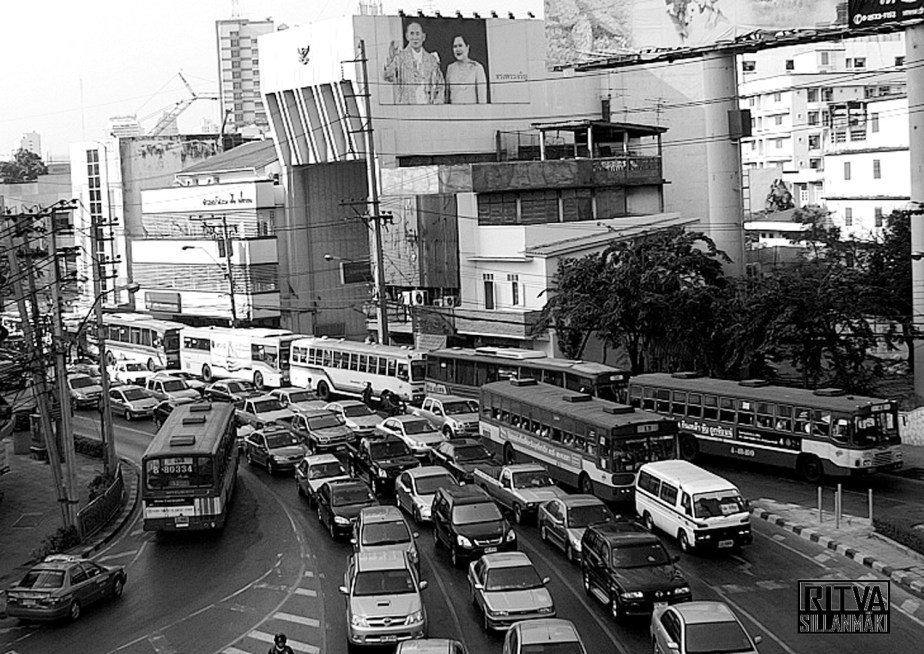 buses in Bangkok