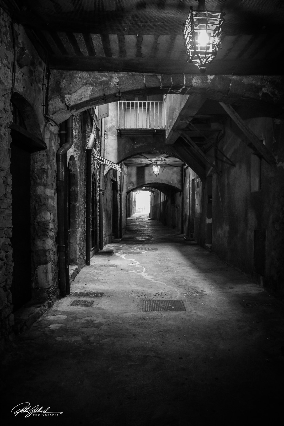 Street view -tunnel (1 of 1).jpg