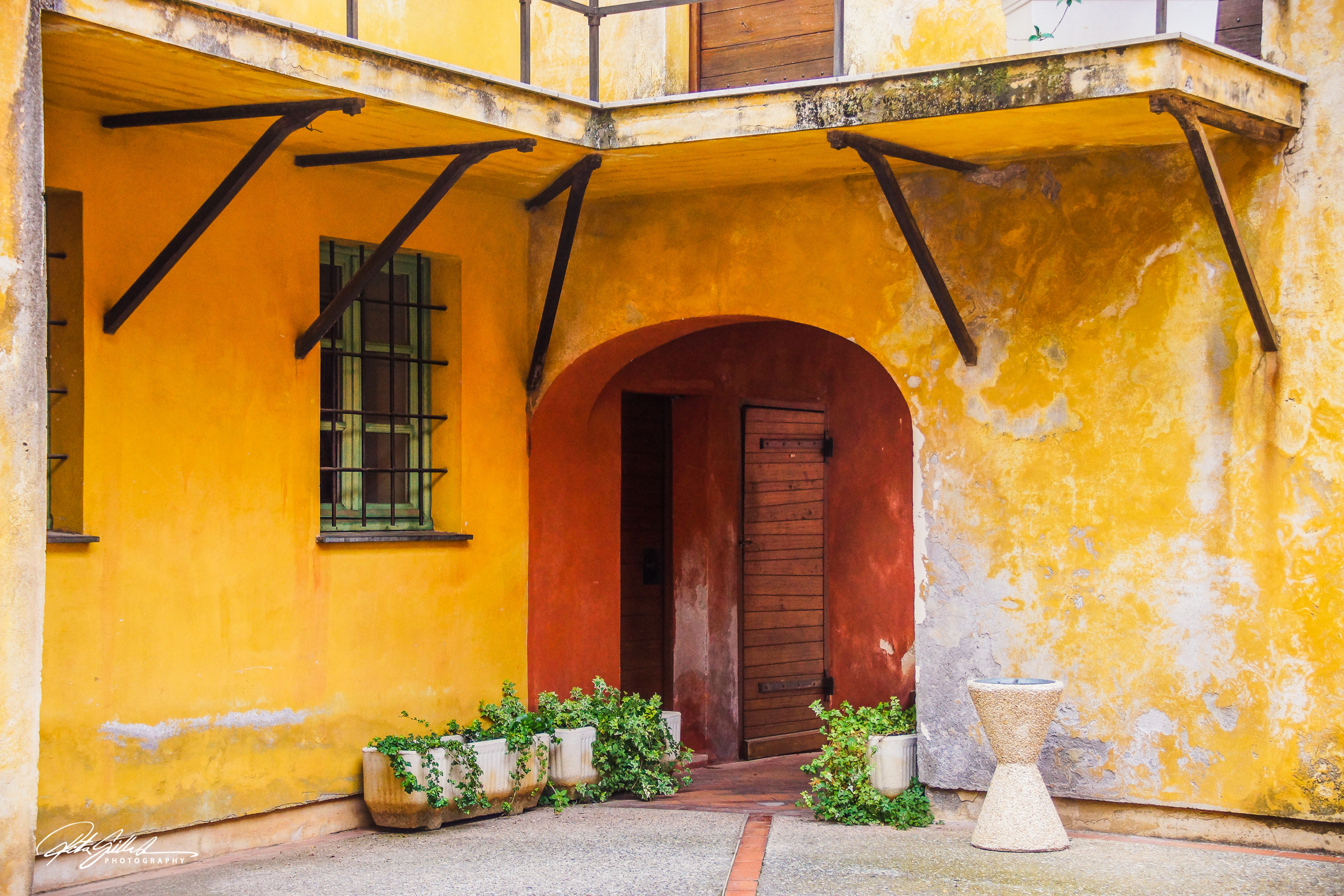 Villafranche sur mer tunnel (1 of 6)