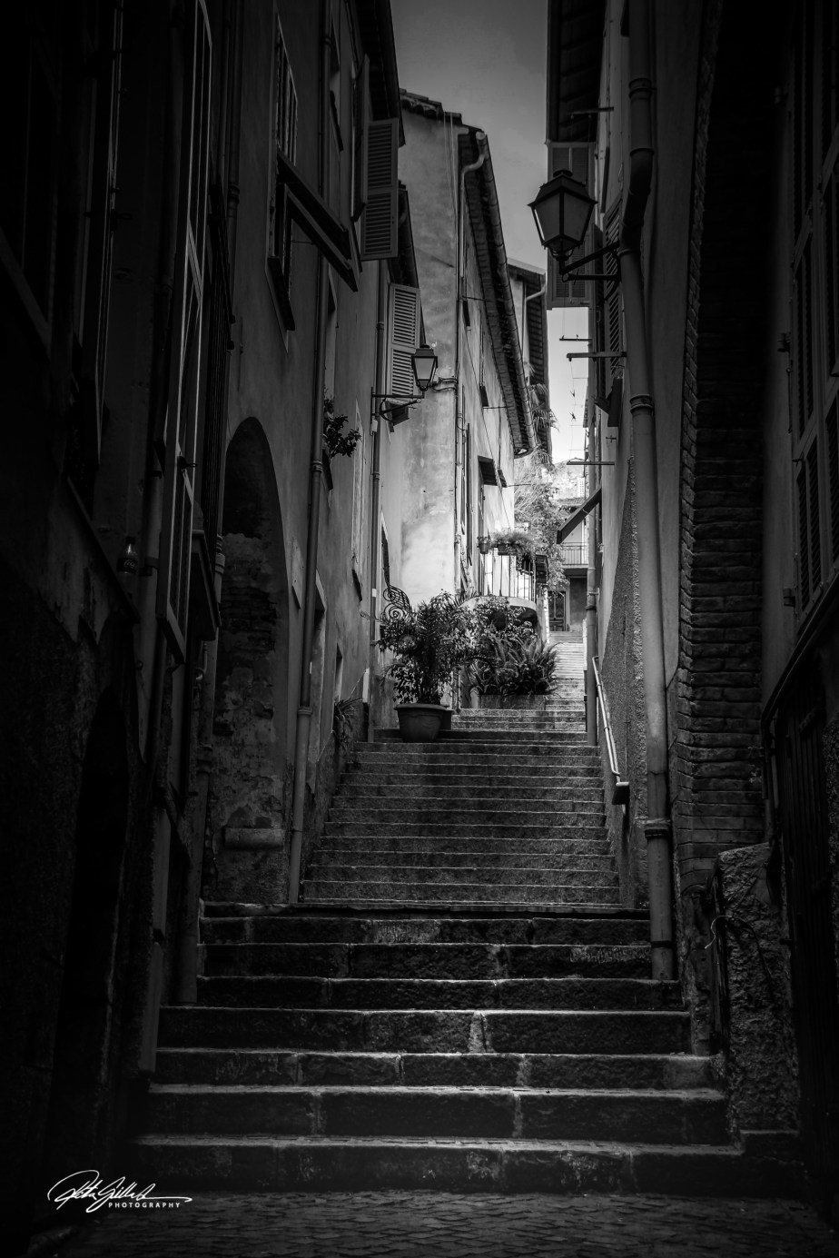 Monochrome  – Stairs