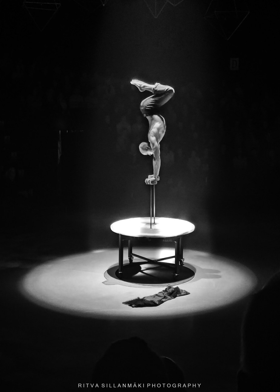 Mid-week Monochrome #125