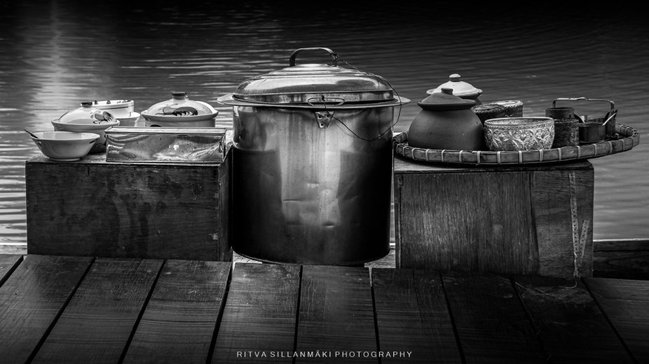 Mid-Week Monochrome ~&nbsp;cookery