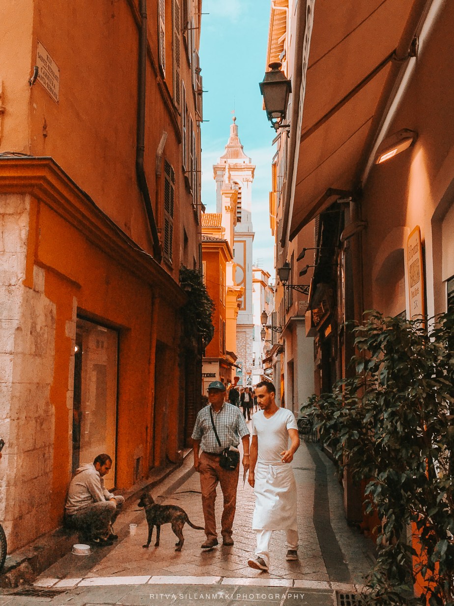 Street photography  – in a&nbsp;rush