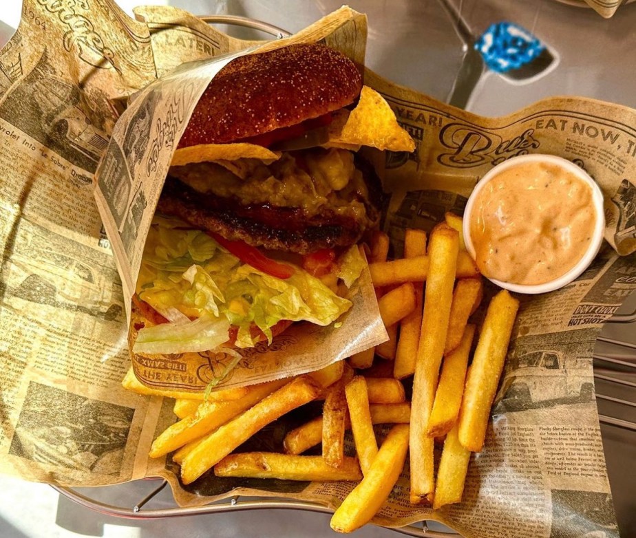 How to survive November 2023 –&nbsp;4