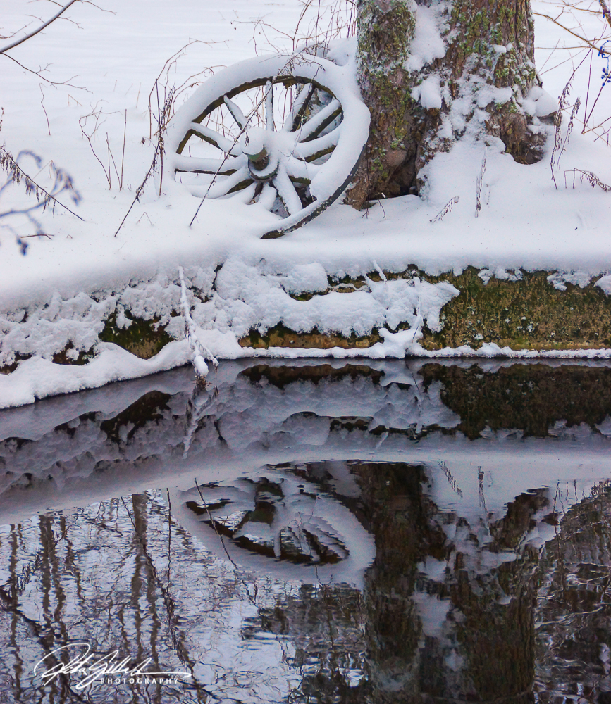 A lonely wheel in winter’s&nbsp;grip