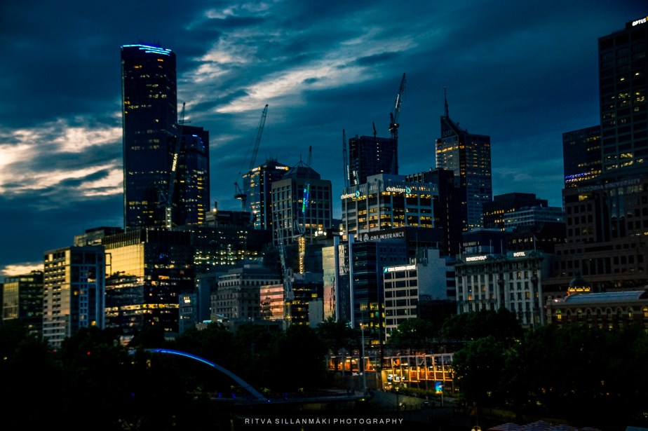 Revisiting photos – nighttime in the&nbsp;city