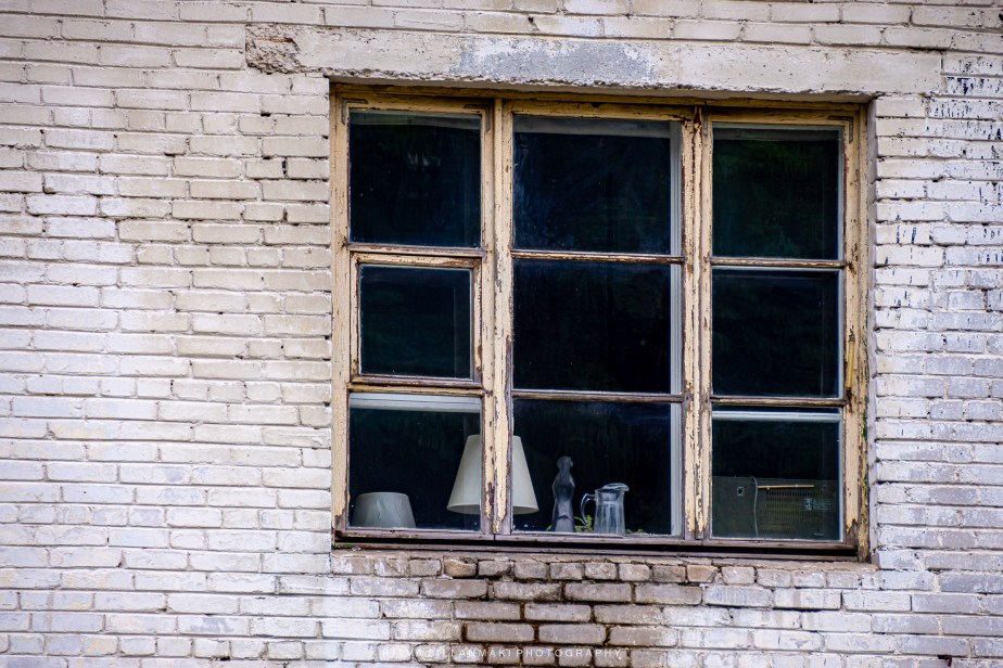 Monday window – Fading&nbsp;Memories