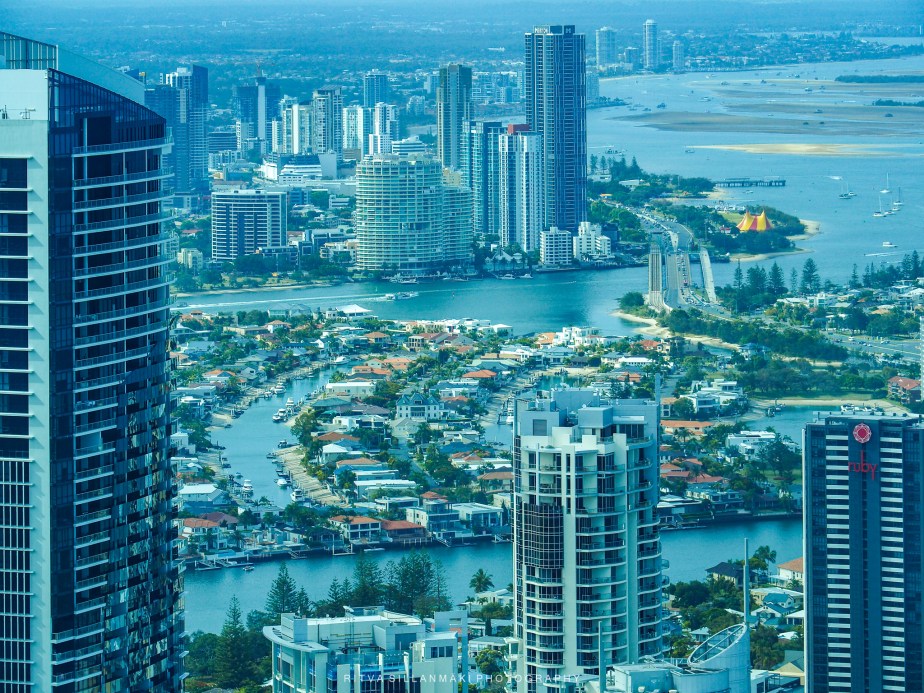 Narrow — CFFC and Monday&nbsp;Window