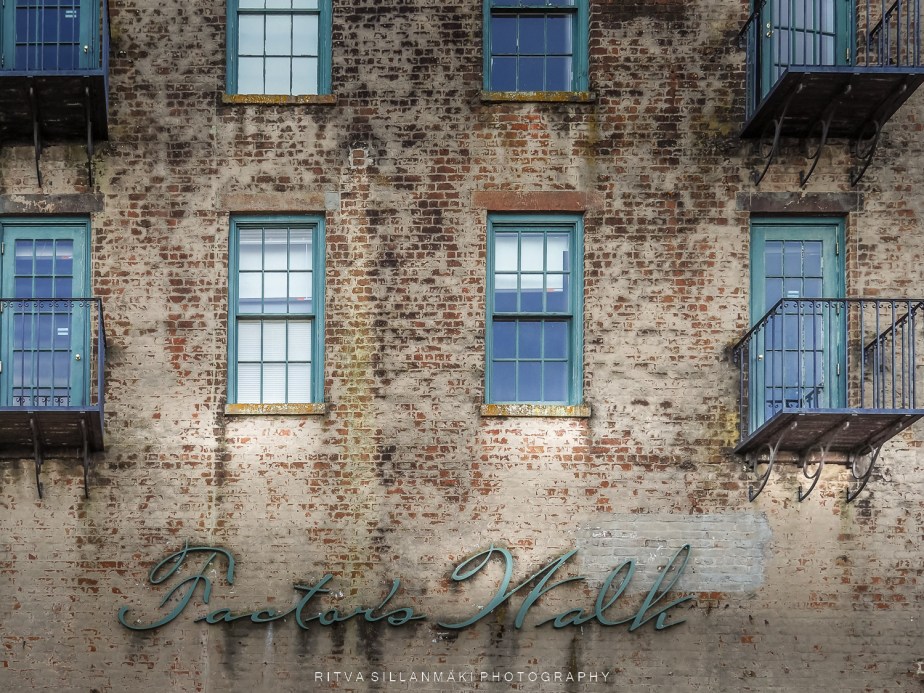 the Factors Walk&nbsp;windows