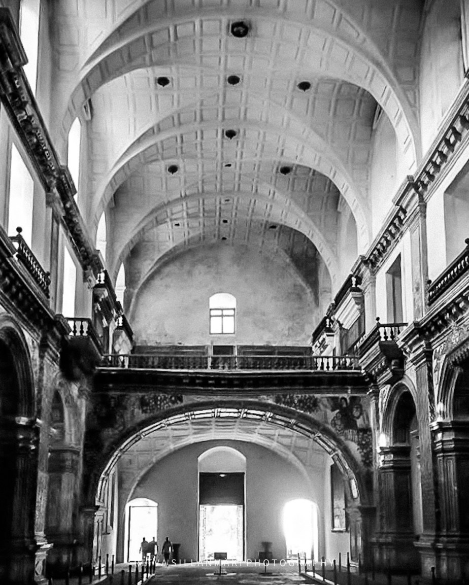 Monochrome Madness #25