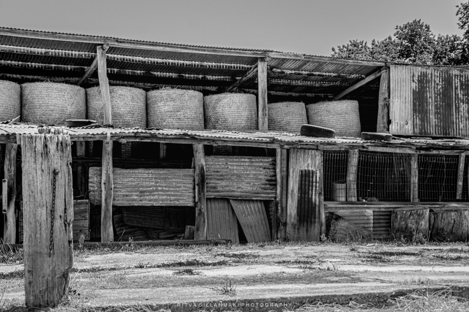 Monochrome Madness  – rustic hay&nbsp;barn