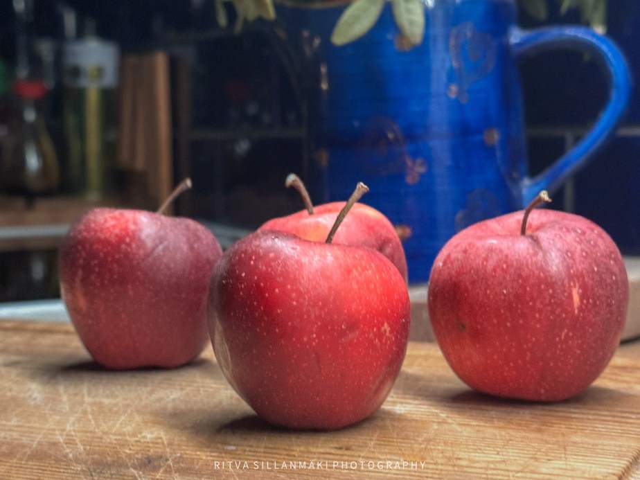 Red Apples