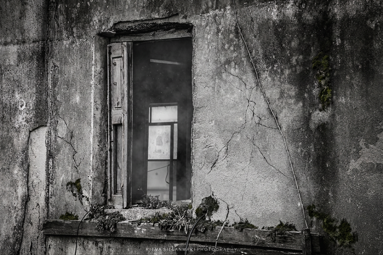 Urban exploration -2